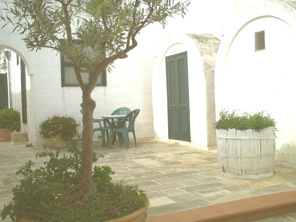 Albergo Masseria Refrigerio オストゥーニ エクステリア 写真